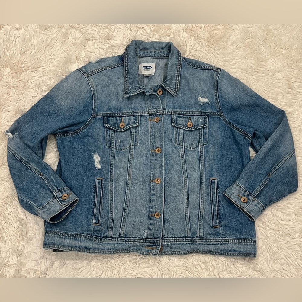 Old Navy Women’s Lightly Distressed Denim Jacket Plus Size XXL Blue Jean Classic